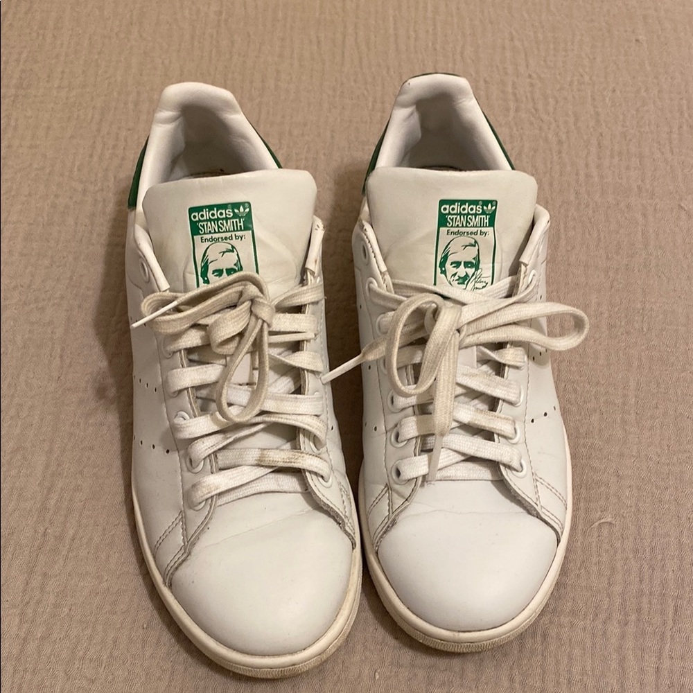 adidas White Leather Sneakers with Green Heel Tab. Size 7.5